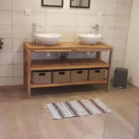 12 Personnes Holiday home Creysseilles